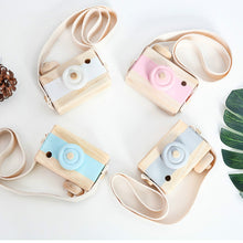 Load image into Gallery viewer, 2019 Cute Nordic Hanging Wooden Camera Toys Kids Toys Gift 9.5X6X3cm Room Decor Furnishing Articles Christmas Gift  Wooden Toy