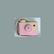 Load image into Gallery viewer, 2019 Cute Nordic Hanging Wooden Camera Toys Kids Toys Gift 9.5X6X3cm Room Decor Furnishing Articles Christmas Gift  Wooden Toy